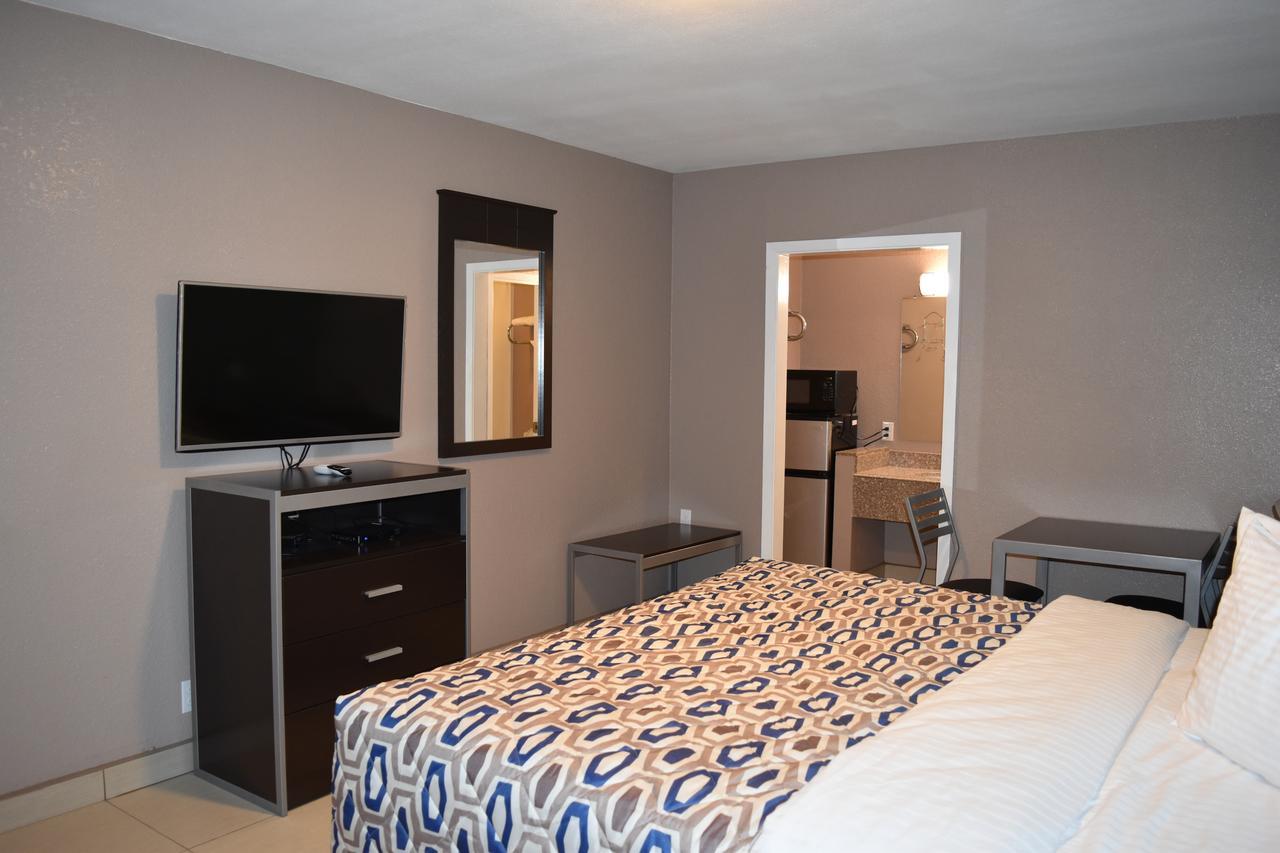 Woodfield Inn And Suites Yoakum Exteriér fotografie