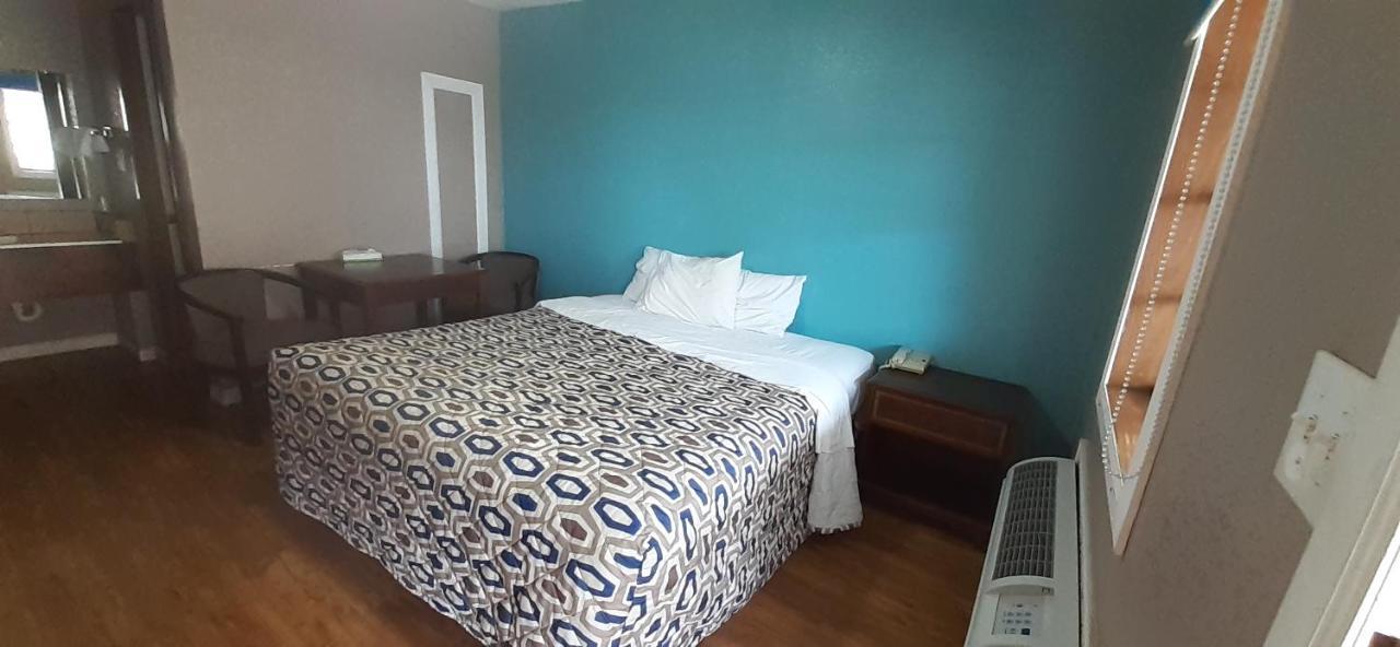 Woodfield Inn And Suites Yoakum Exteriér fotografie